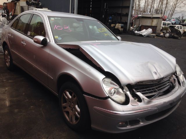 Mercedes-Benz E-Class (W211) visual data 7